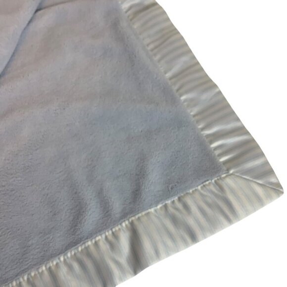 Disney Baby Classic Pooh Blue Plush Blanket With Satin Trim Embroidered Logo - Picture 3 of 7